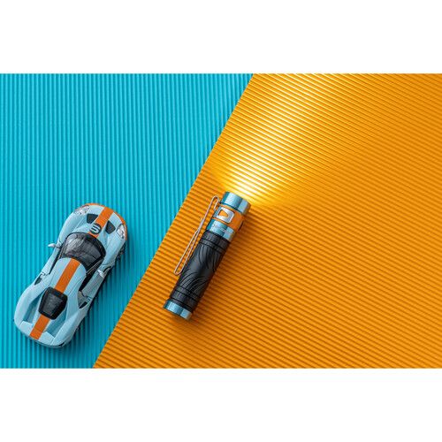 Ліхтар Olight Baton 3 Pro Roadster Limited Edition