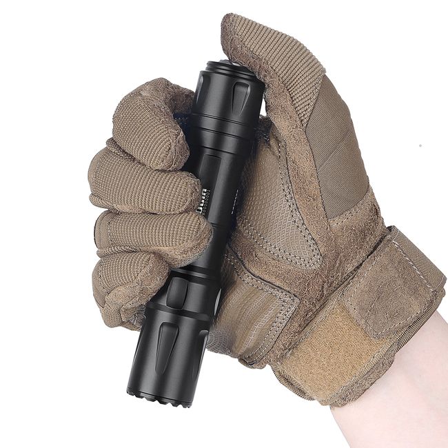 Ліхтар Olight Odin Black з кріпленням на Picatinny